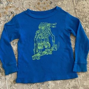 Boys size 4 Quicksilver shirt